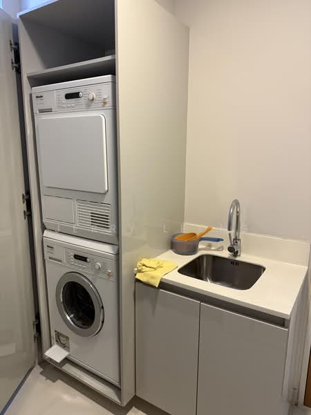Hilltops, 101 Cairnhill Circle, 4 Bedrooms, 2,465 sqft, Condominium For Rent, by Jerry Leong, 25522989 - PropertyGuru.com.sg