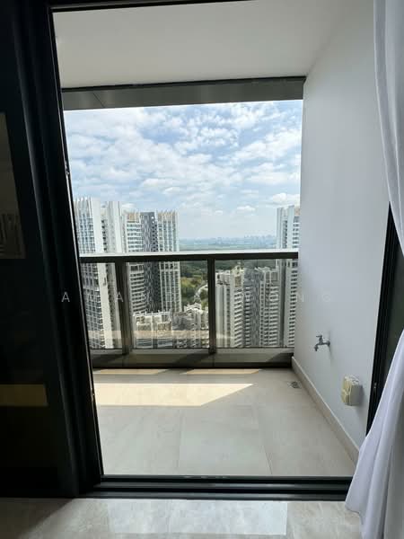 Commonwealth Towers, 230 Commonwealth Avenue, 1 Bedroom, 441 sqft, Condominium For Rent, by Amanda Wong, 25523043 - Balcony - PropertyGuru.com.sg
