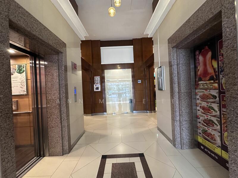 Burlington Square, 175 Bencoolen Street, 355 sqft, Other Retail For Sale, by Ann Marie Ee, 25523109 - CommercialGuru.com.sg