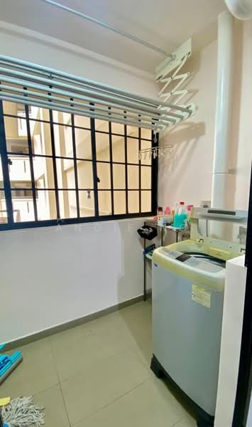 463B Bukit Batok Street 41, 463B Bukit Batok Street 41, 3 Bedrooms, 1,216 sqft, HDB Flat For Sale, by Angie Ng, 25523533 - PropertyGuru.com.sg