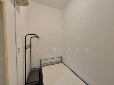 For Rent - Sims Green