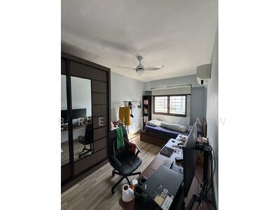 For Sale - 302D Anchorvale Link