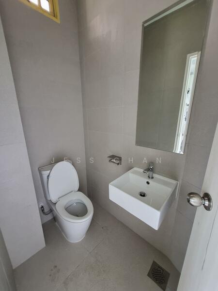 Orange Regency, 101 Fernhill Road, 4 Bedrooms, 1,776 sqft, Apartment For Rent, by Jess Chan, 25523738 - PropertyGuru.com.sg