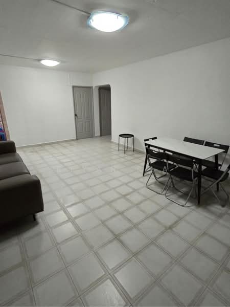 430 Jurong West Avenue 1, 430 Jurong West Avenue 1, 2 Bedrooms, 10 sqft, HDB Flat For Rent, by Riyan Ria, 25523754 - PropertyGuru.com.sg