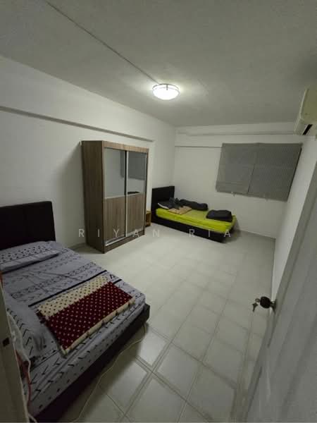 430 Jurong West Avenue 1, 430 Jurong West Avenue 1, 2 Bedrooms, 10 sqft, HDB Flat For Rent, by Riyan Ria, 25523754 - PropertyGuru.com.sg