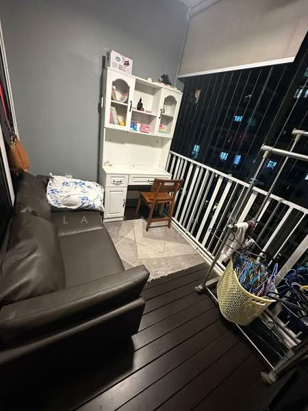 Forestville, 48 Woodlands Drive 16, Room Rental, 300 sqft, Executive Condominium For Rent, by Laura Shen (倩倩), 25523930 - Balcony - PropertyGuru.com.sg