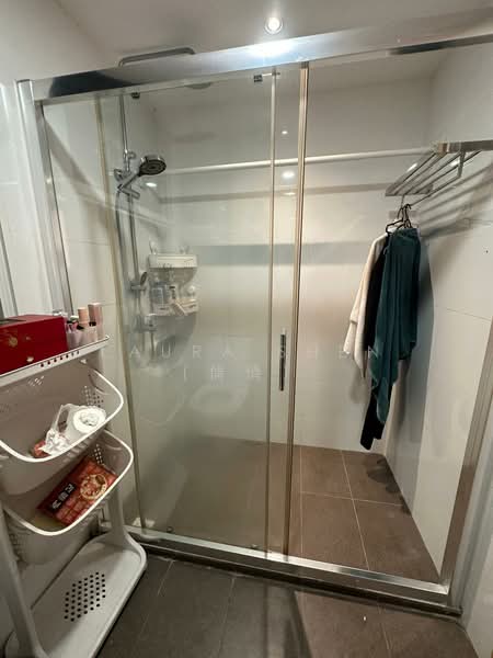 Forestville, 48 Woodlands Drive 16, Room Rental, 300 sqft, Executive Condominium For Rent, by Laura Shen (倩倩), 25523930 - Bathroom - PropertyGuru.com.sg