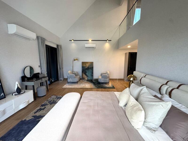 SOMMERVILLE PARK, Freehold Detached with Pool & Lift (pictures for illustration only)