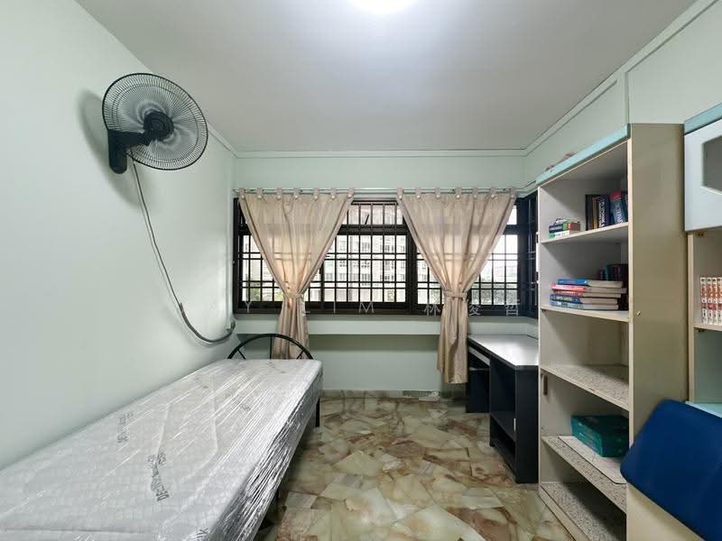 298 Bukit Batok Street 22, 298 Bukit Batok Street 22, Dairy Farm / Bukit Panjang / Choa Chu Kang, Room Rental, 100 sqft, HDB Flat For Rent, by Jay Lim 林俊哲, 25524154 - PropertyGuru.com.sg