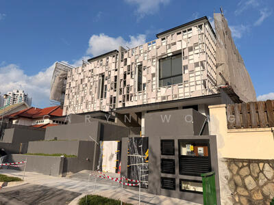 For Sale - ❤️GIANT⚡️Brand-New 4 Levels Semi-D House With Basement, Attic, Swimming Pool And Home Lift