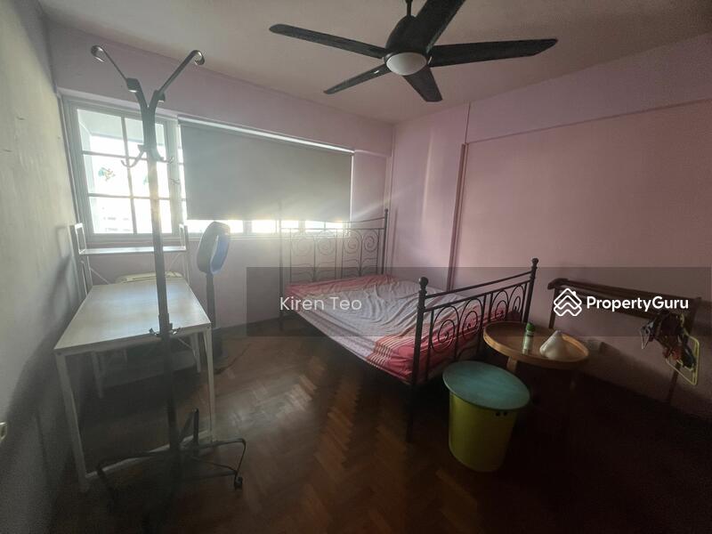 For Rent - 124 Tampines Street 11
