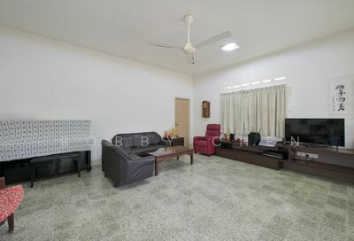 For Sale - Rare Freehold Semi-D Along Telok Kurau! 1km to Taonan! Telok Kurau