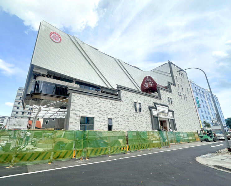 Dabu Hakka Building, 1 Lorong 18 Geylang, 2,606 sqft, Office For Rent, by Velinda Kwan, 25525609 - CommercialGuru.com.sg