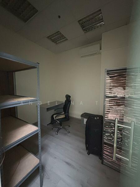 Midview Building, 50 Bukit Batok Street 23, 330 sqft, Light Industrial (B1) For Rent, by Angelina Tan, 25525796 - CommercialGuru.com.sg