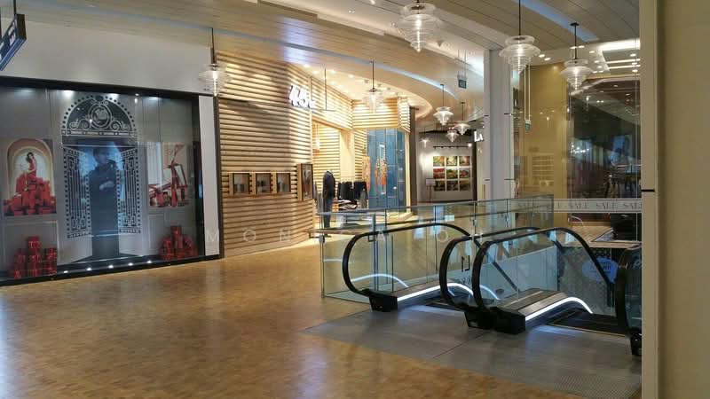 Capitol Piazza, 11 Stamford Road, 646 sqft, Mall Shop For Rent, by Monica Oh, 25525873 - CommercialGuru.com.sg