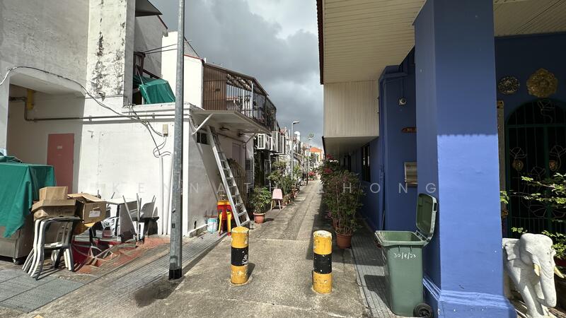 Shophouse (2 storey w attic) at Geylang road lorong 40, Geylang road, 3,095 sqft, Shop / Shophouse For Rent, by Kennath Khong, 25525912 - CommercialGuru.com.sg