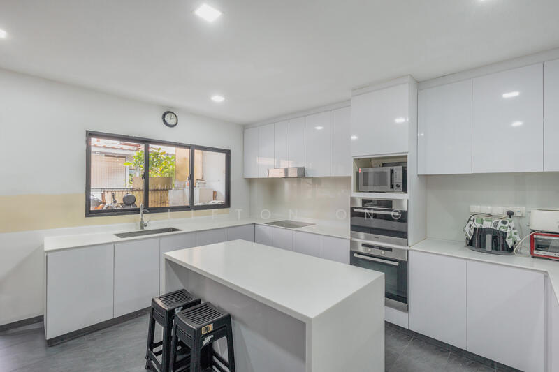For Sale - 1KM TO MARIS STELLA AND BARTLEY MRT TERRACE FOR SALE