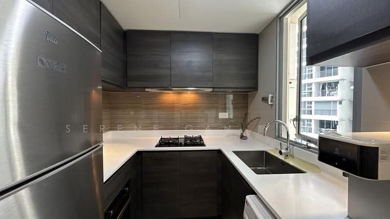 Well equipped enclosed kitchen
