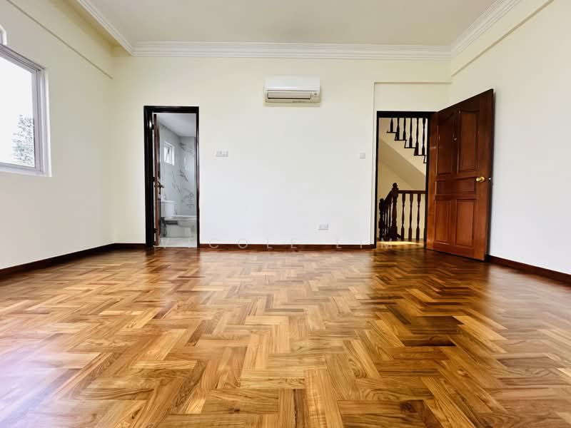 Renovated 3-storey Terrace in Kovan Mins to MRT, Phillips Avenue, Glasgow Road, Richard Place, 4 Bedrooms, 2,500 sqft, Terraced House For Rent, by Vicole Lim, 25526858 - PropertyGuru.com.sg