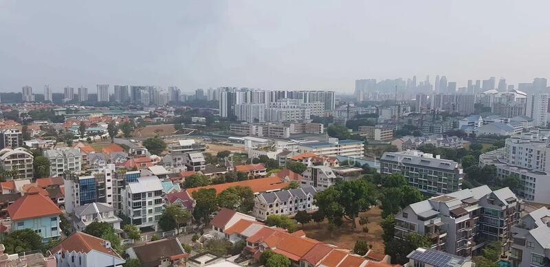 For Rent - Esta Ruby