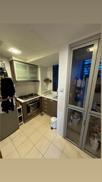 For Rent - Esta Ruby