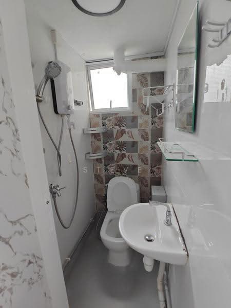 57 New Upper Changi Road, 57 New Upper Changi Road, Bedok / Upper East Coast, Studio, 129 sqft, HDB Flat For Rent, by Steve Voon, 25527063 - Bathroom - PropertyGuru.com.sg
