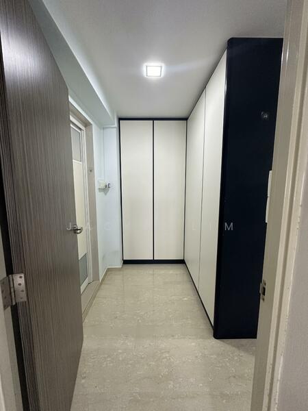 Walk In Wardrobe