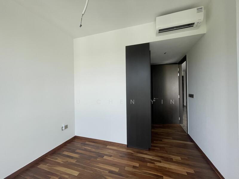 Master Bedroom with 4 panels Wardrobe