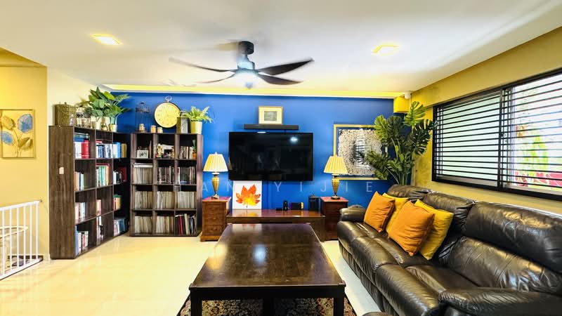 471 Pasir Ris Drive 6, 471 Pasir Ris Drive 6, Pasir Ris / Tampines, 4 Bedrooms, 1,582 sqft, HDB Flat For Sale, by Han Yijie, 25527542 - Living Room - PropertyGuru.com.sg