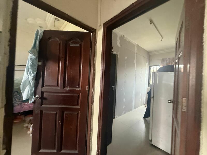Changi Road, Changi Road, 1,370 sqft, Shop / Shophouse For Sale, by Joey Tan, 25527659 - CommercialGuru.com.sg