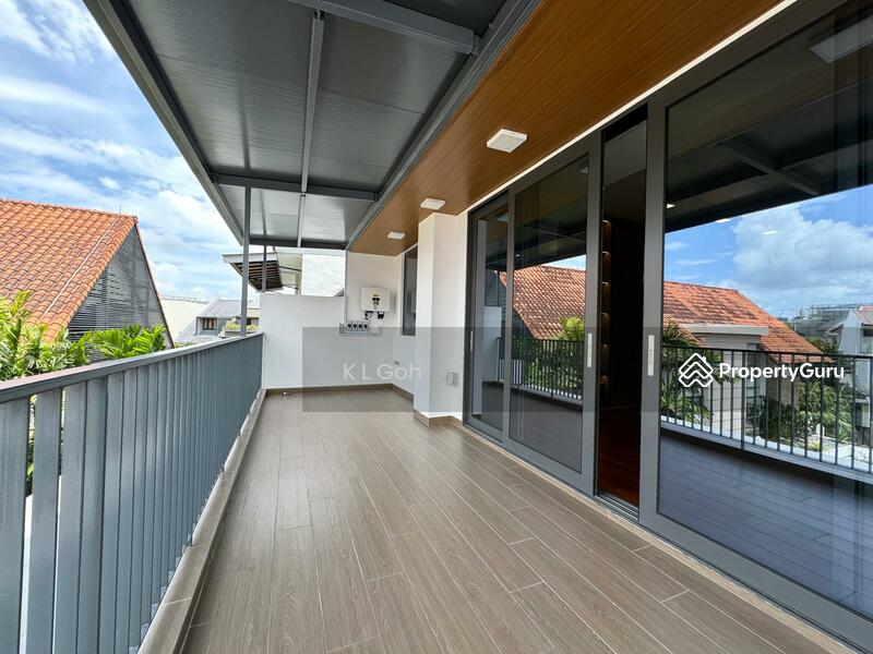 For Sale - ⭐️⭐️LANDED7772@2.5 STOREY SEMI D WITH BASEMENT, FAIRLY NEW, RARE!