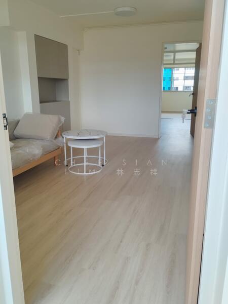 342 Woodlands Avenue 1, 342 Woodlands Avenue 1, Room Rental, 300 sqft, HDB Flat For Rent, by Chee Sian Lim 林志祥, 25527942 - Bedroom - PropertyGuru.com.sg