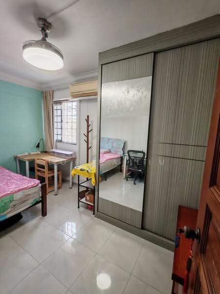 608 Clementi West Street 1, 608 Clementi West Street 1, Buona Vista / West Coast / Clementi New Town, Room Rental, 135 sqft, HDB Flat For Rent, by Lorina Liu, 25528035 - Bedroom - PropertyGuru.com.sg