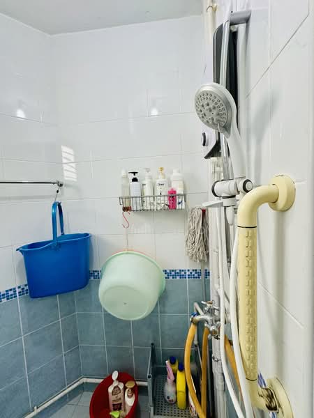 206 Jurong East Street 21, 206 Jurong East Street 21, Room Rental, 180 sqft, HDB Flat For Rent, by John Chong, 25528071 - PropertyGuru.com.sg