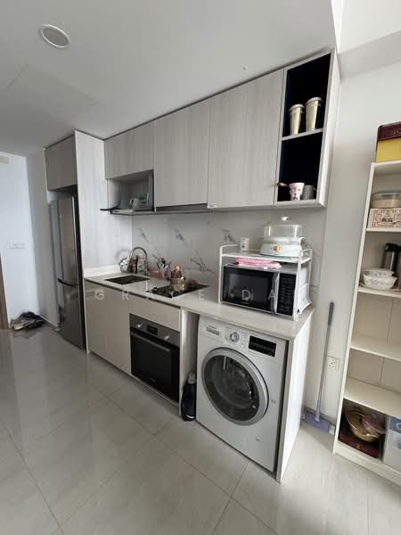 Whistler Grand, 109 West Coast Vale, Buona Vista / West Coast / Clementi New Town, 2 Bedrooms, 624 sqft, Condominium For Rent, by Grace Dai, 25528082 - Kitchen - PropertyGuru.com.sg