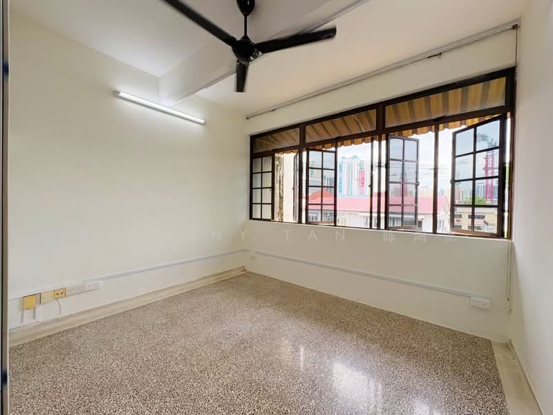 15 HERTFORD ROAD Walk-up Apartment For Sale at S$ 1,688,000 | PropertyGuru Singapore