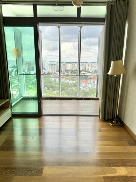 For Sale - Kingsford Hillview Peak