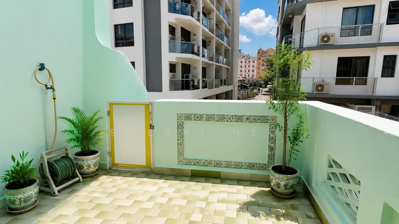 Super Rare freehold End lot conservation shophouse in Geylang up for grab!!, Geylang, 4 Bedrooms, 5,400 sqft, Conservation House For Sale, by Sheryl Neo, 25529390 - PropertyGuru.com.sg