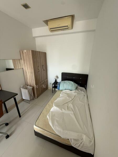 CRB1 balcony room 1390 rent +55 Mt fee