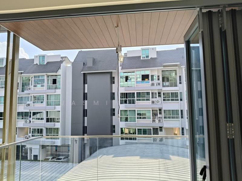 The Shorefront, 165A Jln. Loyang Besar, Changi Airport / Changi Village, 3 Bedrooms, 926 sqft, Apartment For Sale, by Jasmine Neo, 25530549 - Exterior - PropertyGuru.com.sg