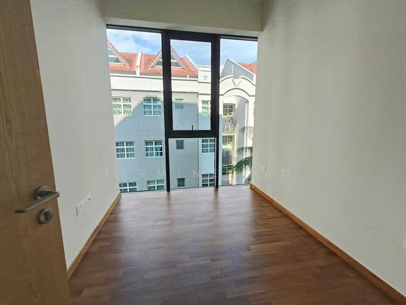 The Shorefront, 165A Jln. Loyang Besar, Changi Airport / Changi Village, 3 Bedrooms, 926 sqft, Apartment For Sale, by Jasmine Neo, 25530549 - PropertyGuru.com.sg