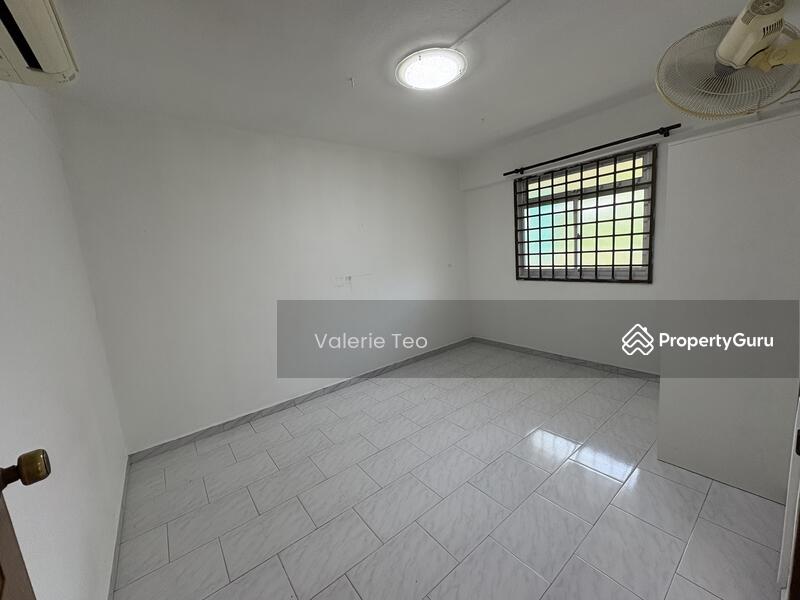 For Rent - 136 Jalan Bukit Merah