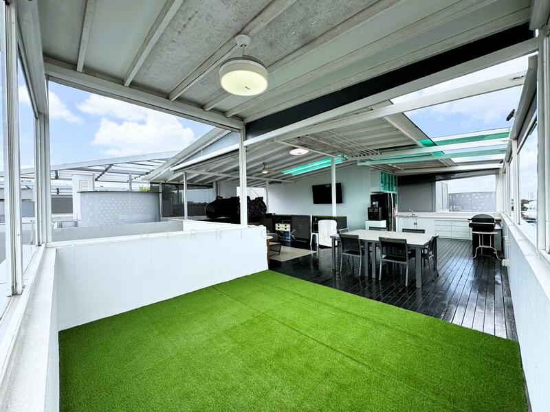 Bliss@Kovan, 2A Simon Lane, 3 Bedrooms, 2,357 sqft, Apartment For Sale, by Derrick Tan, 25530712 - Roof - PropertyGuru.com.sg