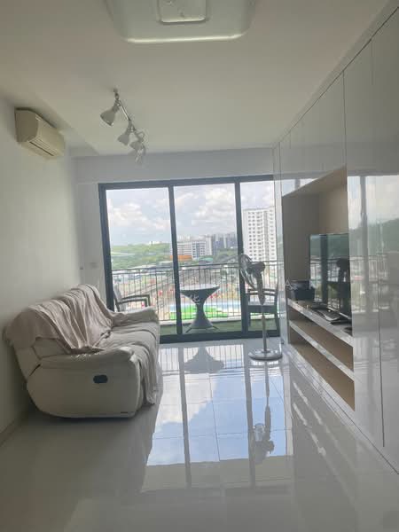 For Rent - Riverparc Residence