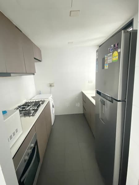 For Rent - Riverparc Residence