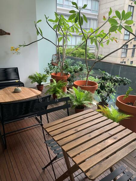 For Sale - 8 Rodyk