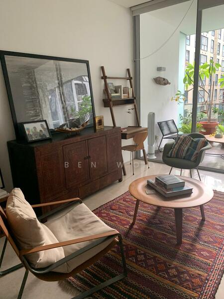 For Sale - 8 Rodyk