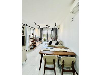 For Sale - Sandy Eight