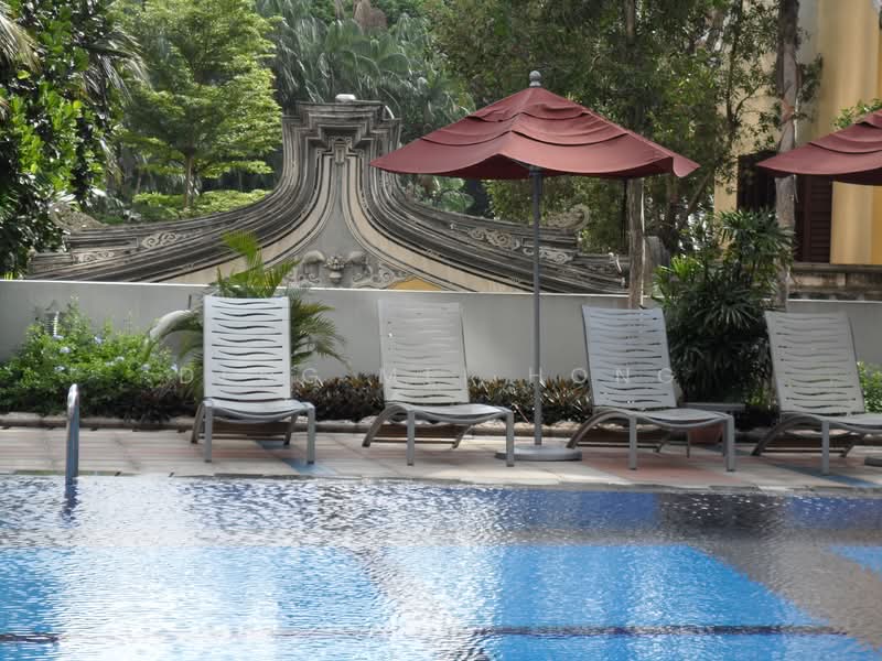 Visioncrest, 37 Oxley Rise, 2 Bedrooms, 947 sqft, Condominium For Rent, by Deng Mei Hong, 25530939 - Pool - PropertyGuru.com.sg