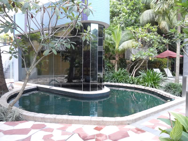 Visioncrest, 37 Oxley Rise, 2 Bedrooms, 947 sqft, Condominium For Rent, by Deng Mei Hong, 25530939 - Pool - PropertyGuru.com.sg